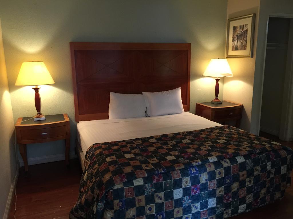 M Motel El Monte Λος Άντζελες Εξωτερικό φωτογραφία