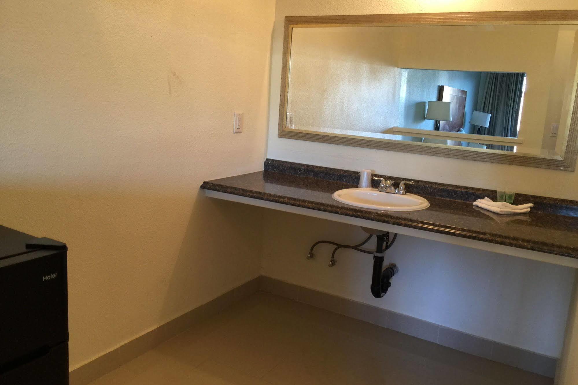 M Motel El Monte Λος Άντζελες Εξωτερικό φωτογραφία